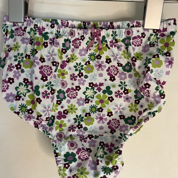 EUC Vintage GAP size 3 & 4 adorable outfit + size 10 shoes - Picture 7 of 15